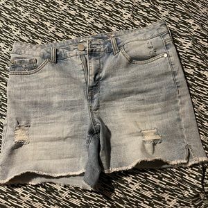 Seven7 weekend short